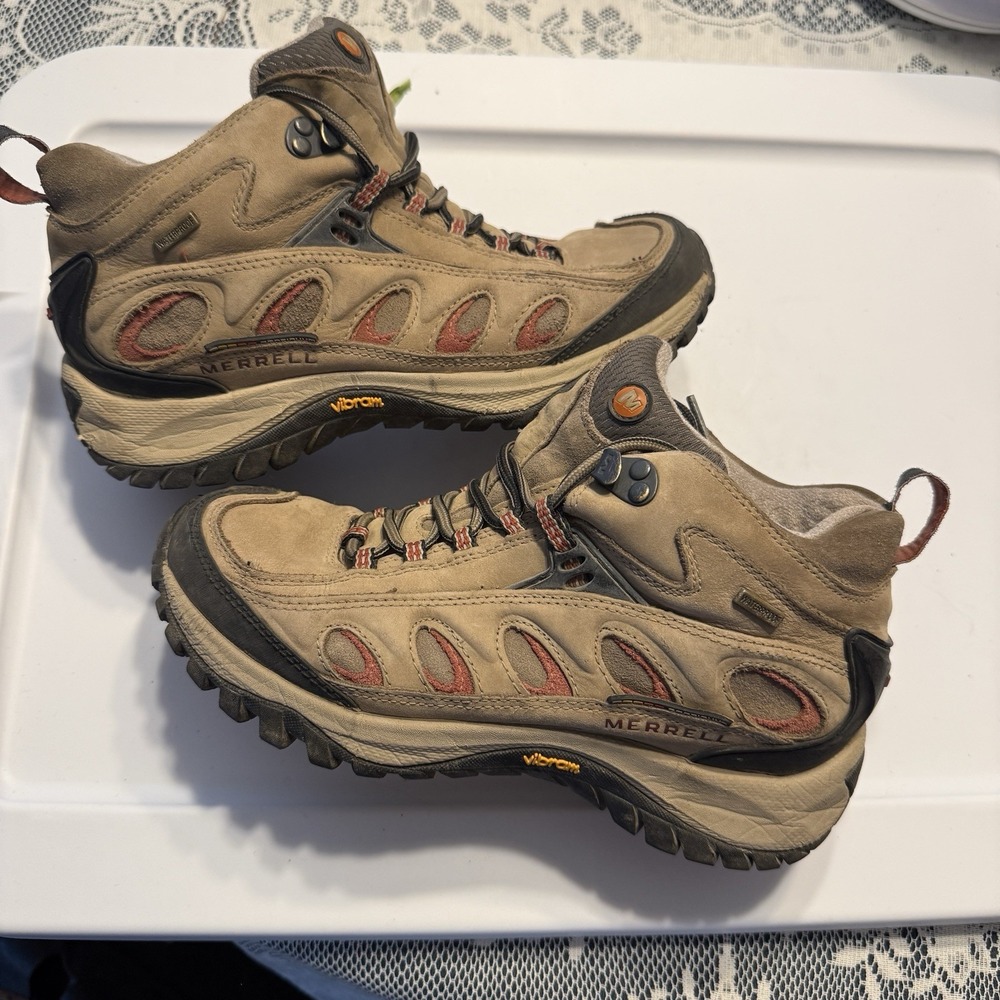 Merrell Beige Radius Mid W/Vibram Sole Waterproof Lace Up Hiking Boots Size 7.5